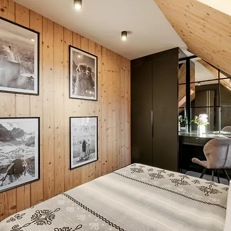 Villa 84 & Apartments - Sauna & Jacuzzi-2